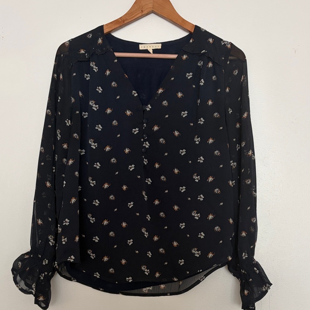 Navy Promesa Sheer Floral Button-Front Blouse